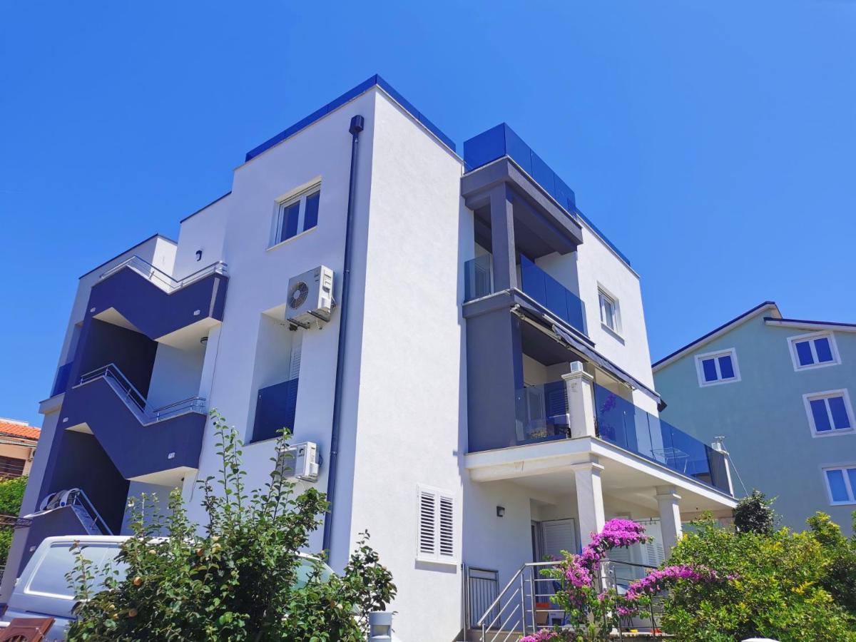 Adriana Apartment Seget Vranjica