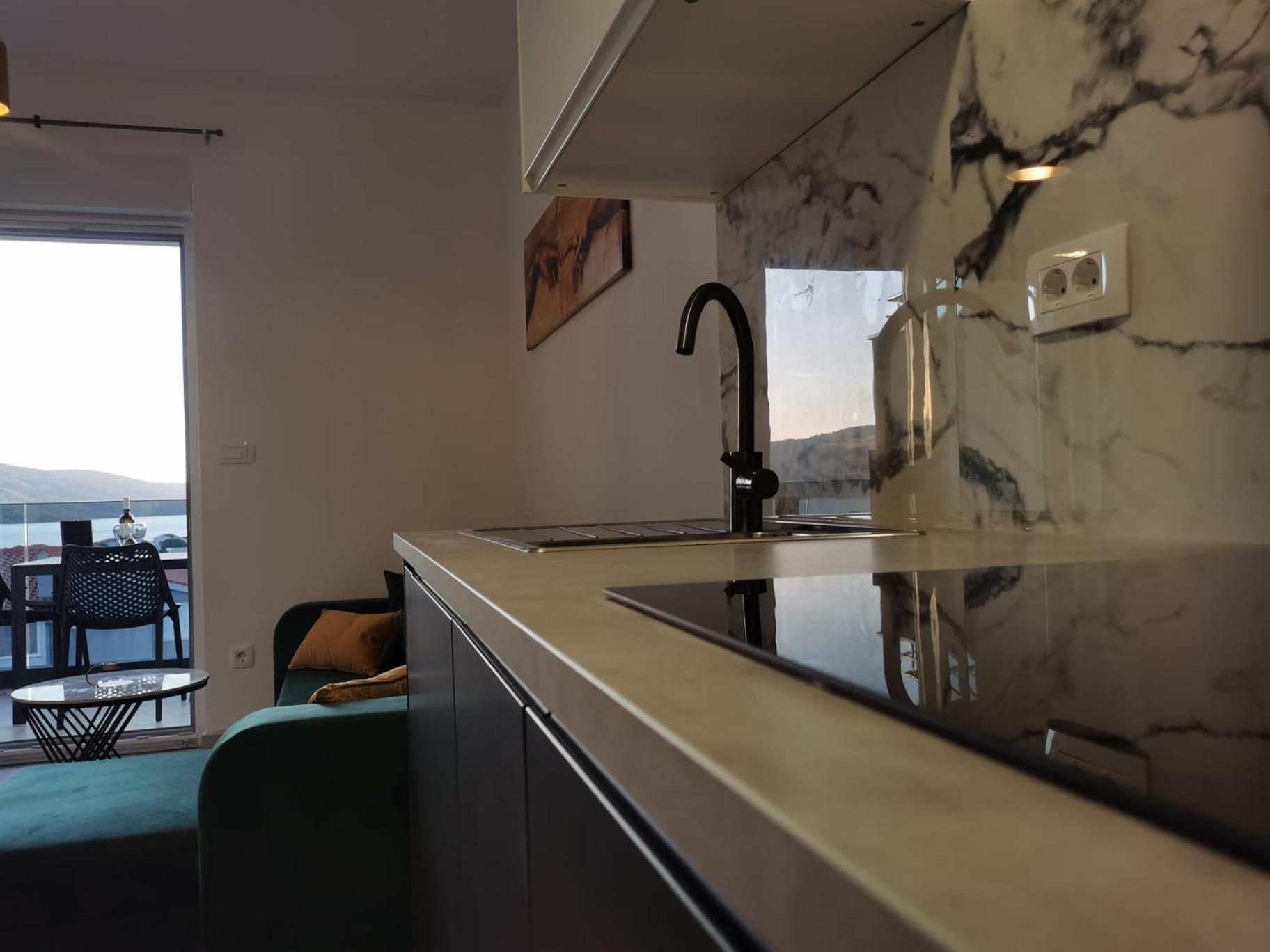 Adriana Apartment *