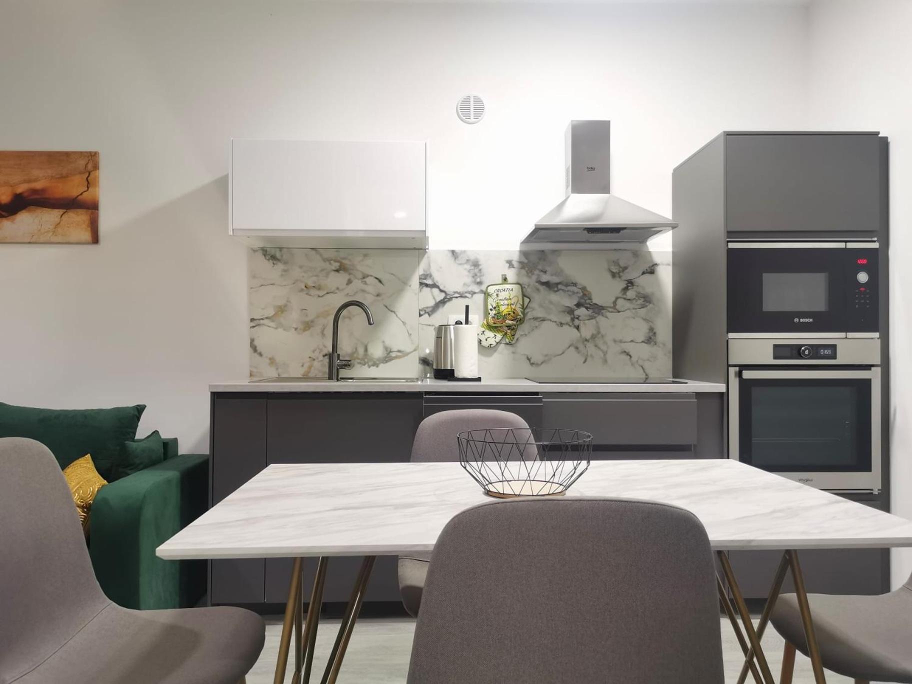 Adriana Apartment