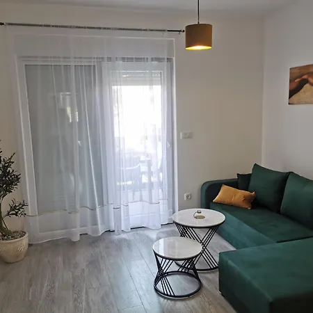 Apartment Adriana Seget Vranjica Exterior photo
