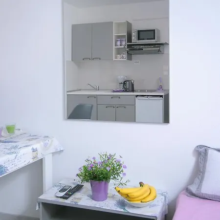 Apartment Adriana Seget Vranjica Exterior photo